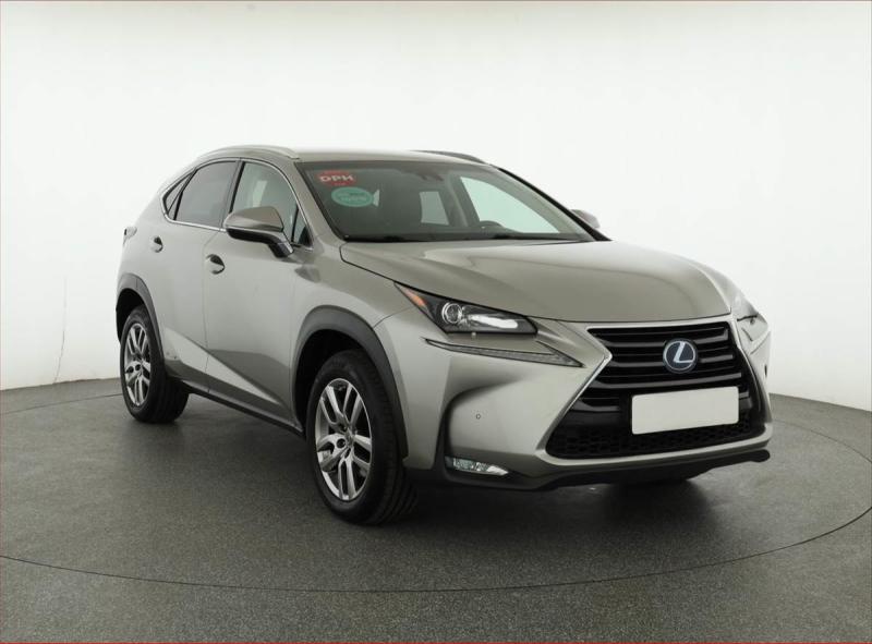 Lexus NX 300