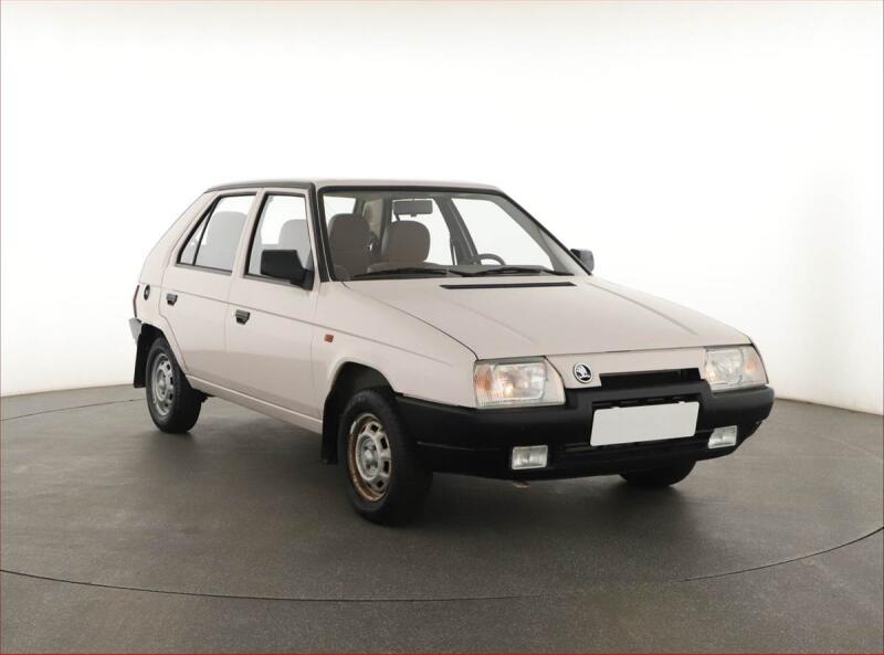 Skoda Favorit