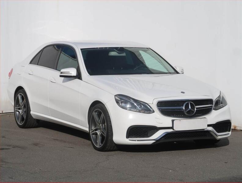 Mercedes-Benz Triedy E
