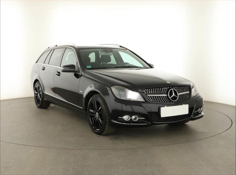 Mercedes-Benz Triedy C