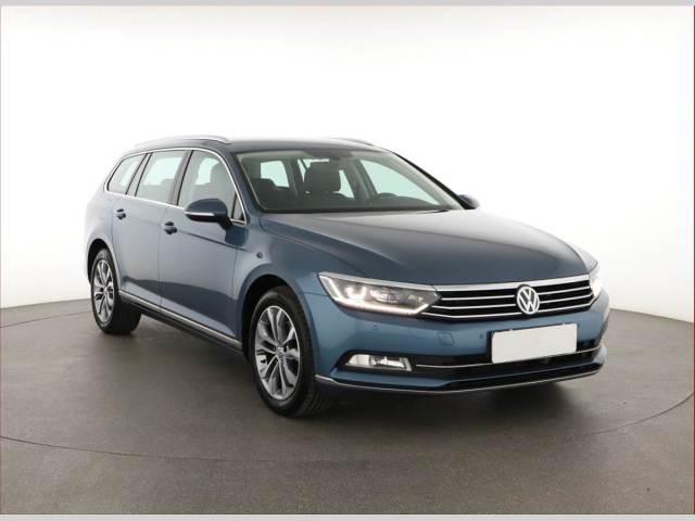 Volkswagen Passat 2.0 TDI, ČR,1.maj, Serv.kniha