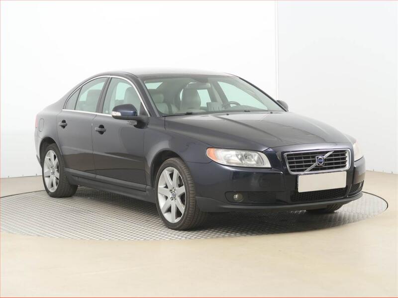 Volvo S80