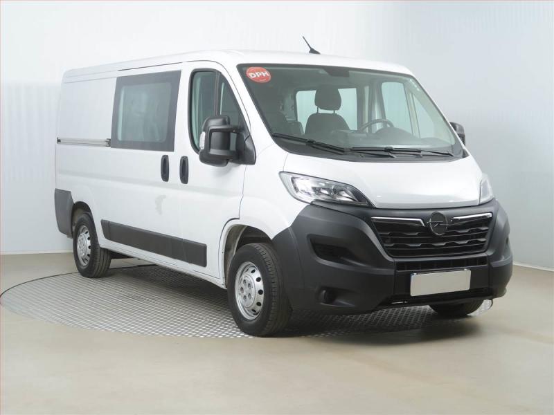 Opel Movano