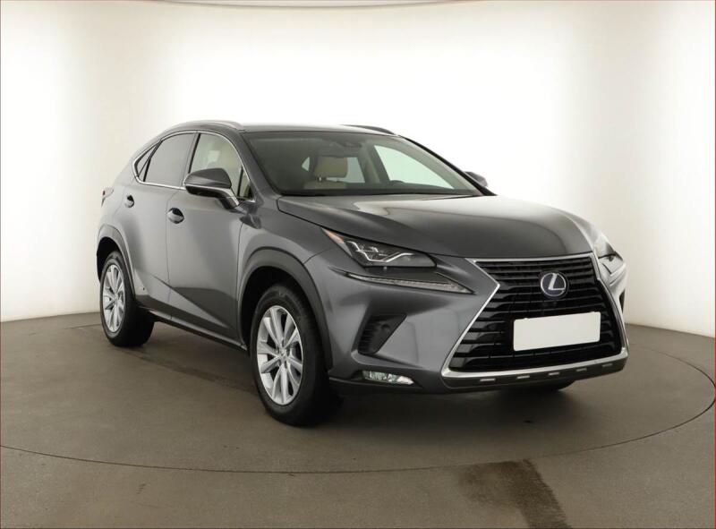 Lexus NX 300h