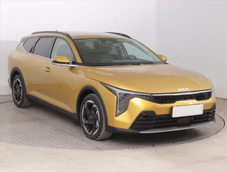 Kia K4