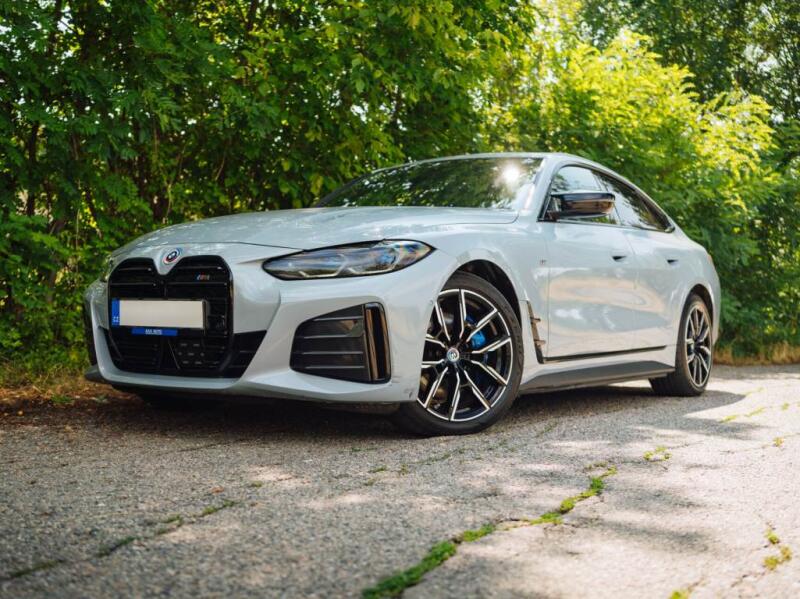 BMW i4
