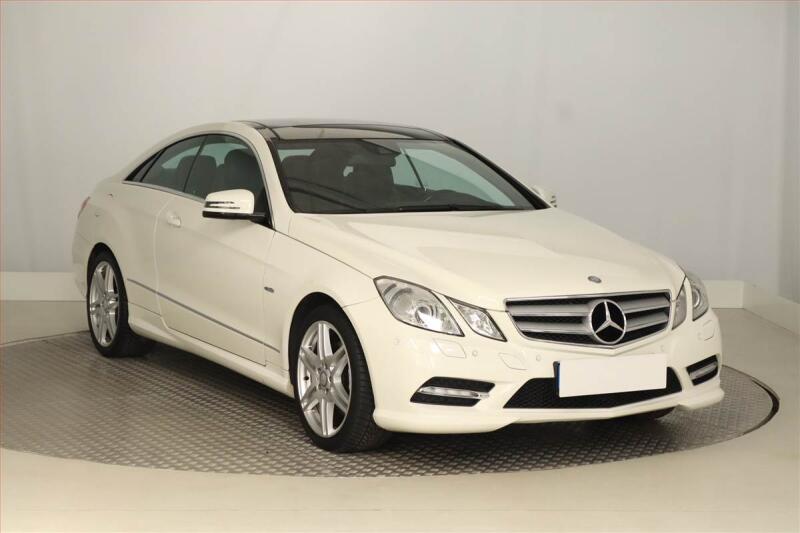 Mercedes-Benz Triedy E