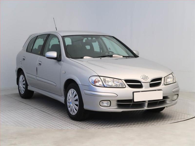 Nissan Almera