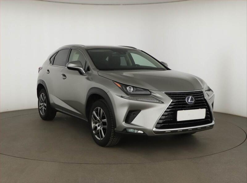 Lexus NX 300h