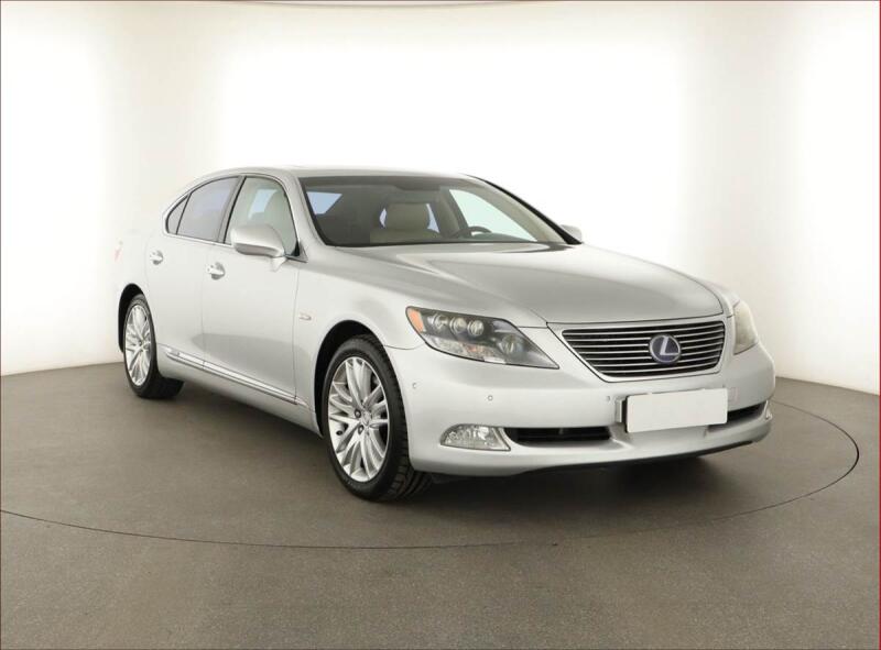 Lexus LS 460