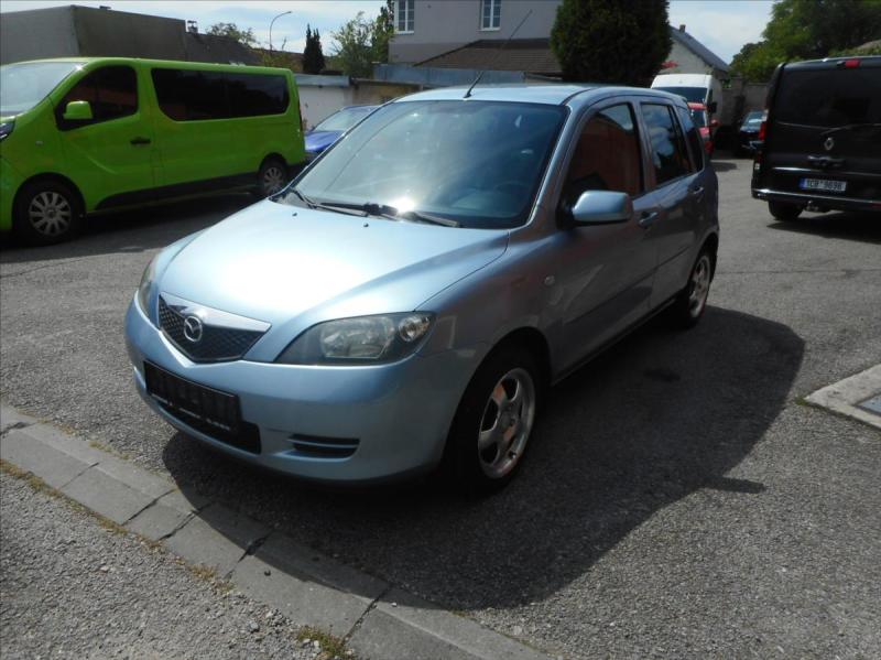 Mazda 2