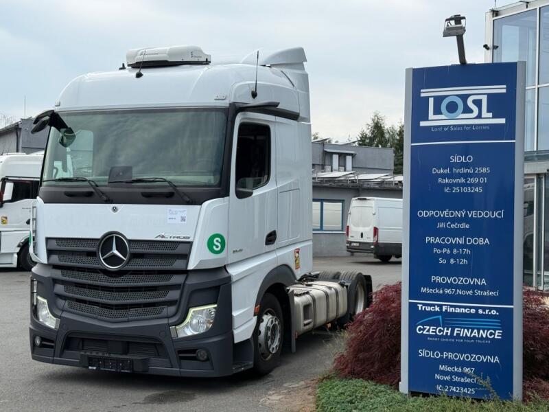 Mercedes-Benz