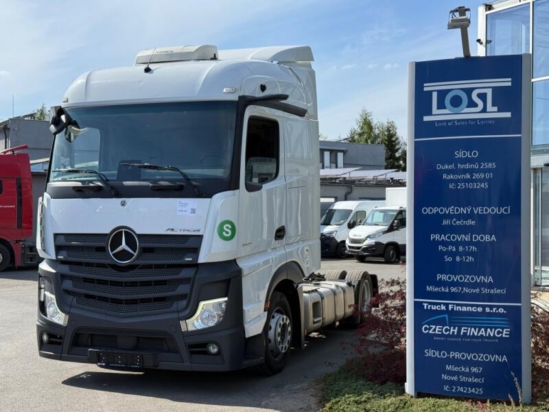 Mercedes-Benz