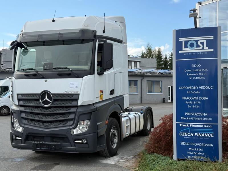 Mercedes-Benz