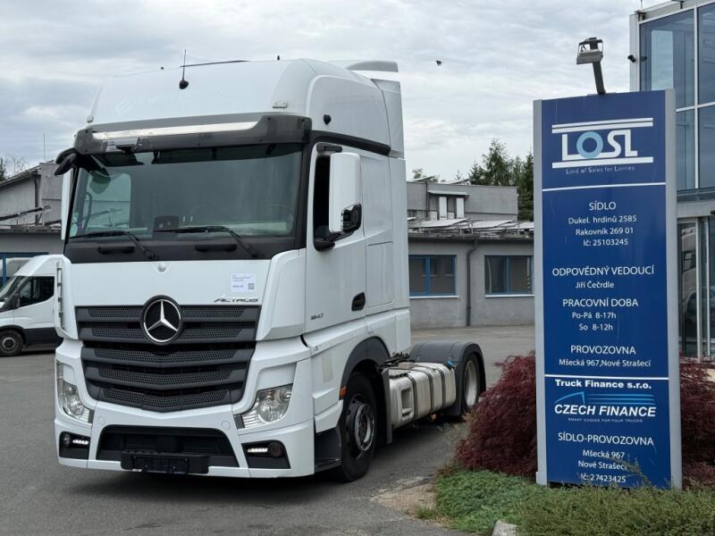 Mercedes-Benz