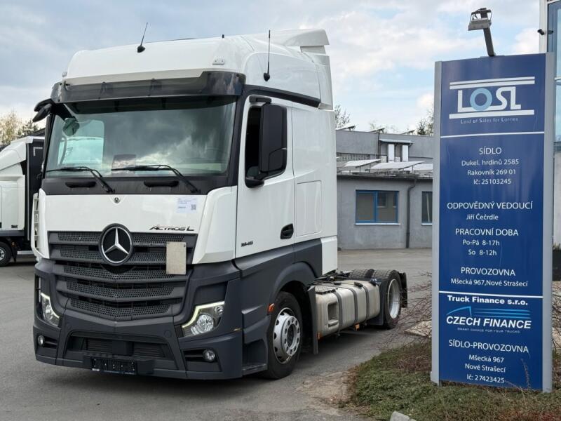 Mercedes-Benz