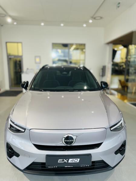 Volvo EX40