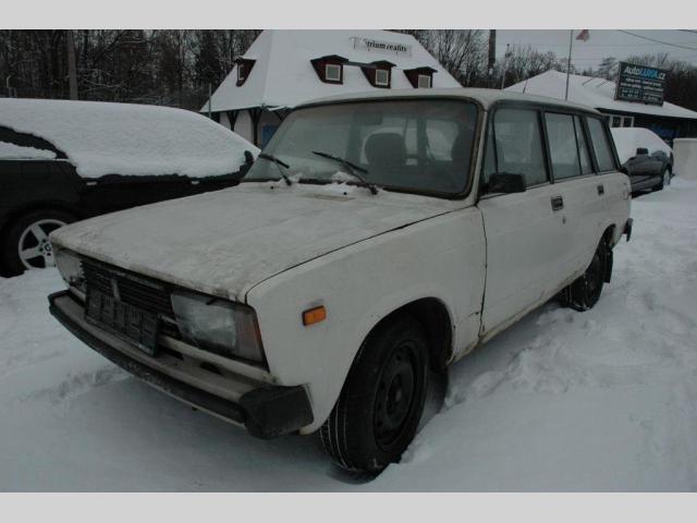 Lada 2104