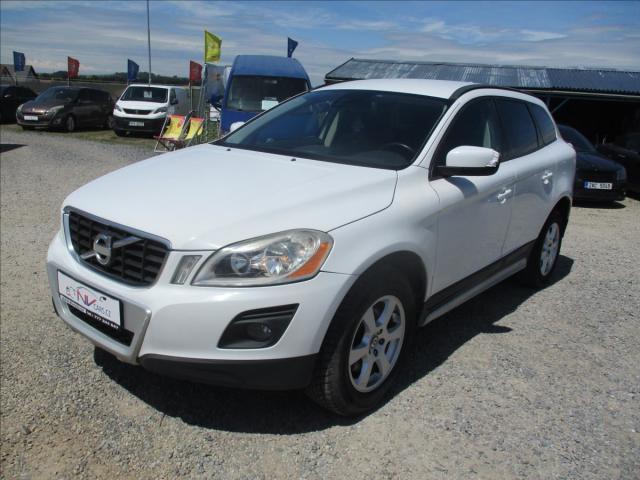 Volvo XC60 2,4 D4 120kw Kinetic AWD