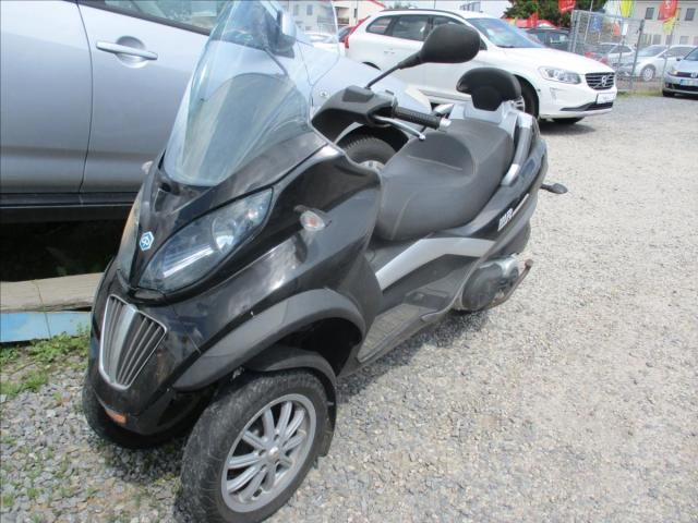 Piaggio MP3 400 LT