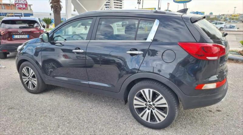 Kia Sportage 2,0 CRDi 135kw 4x4 LED bez kor - Image 2