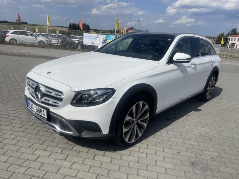 Mercedes-Benz Triedy E