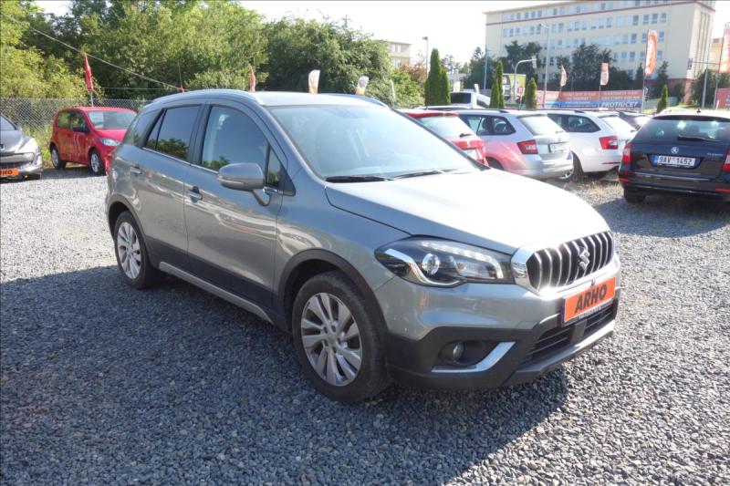Suzuki S-Cross