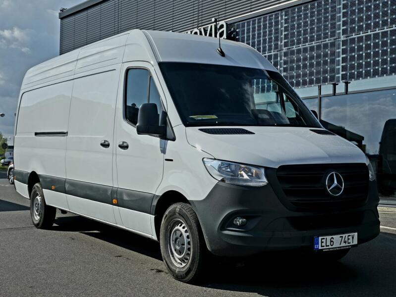 Mercedes-Benz eSprinter