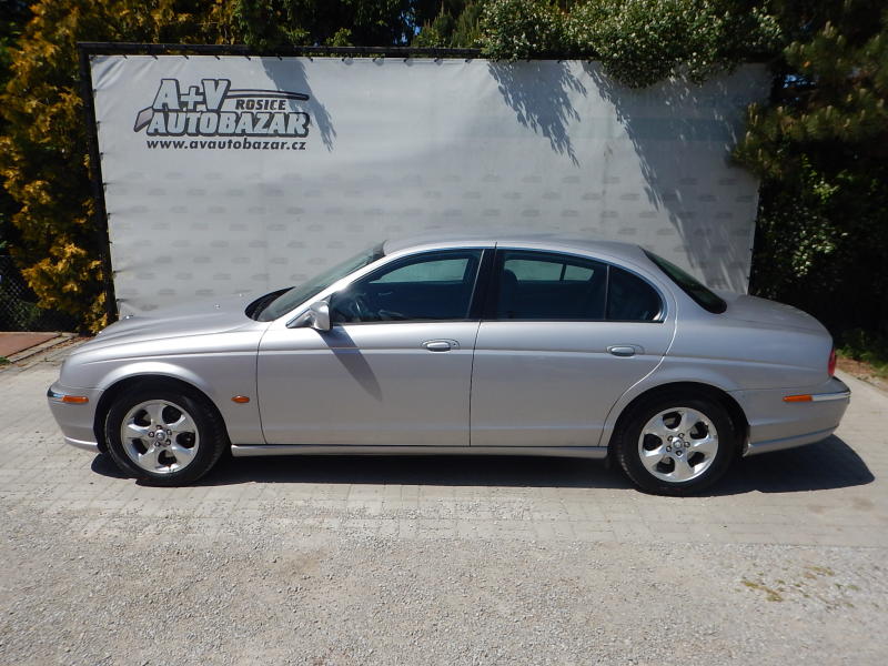Jaguar S-Type