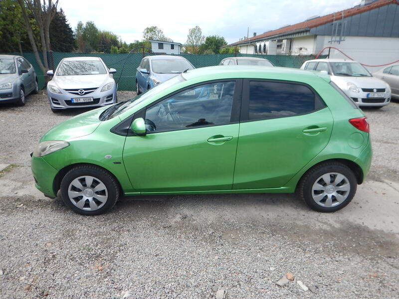 Mazda 2