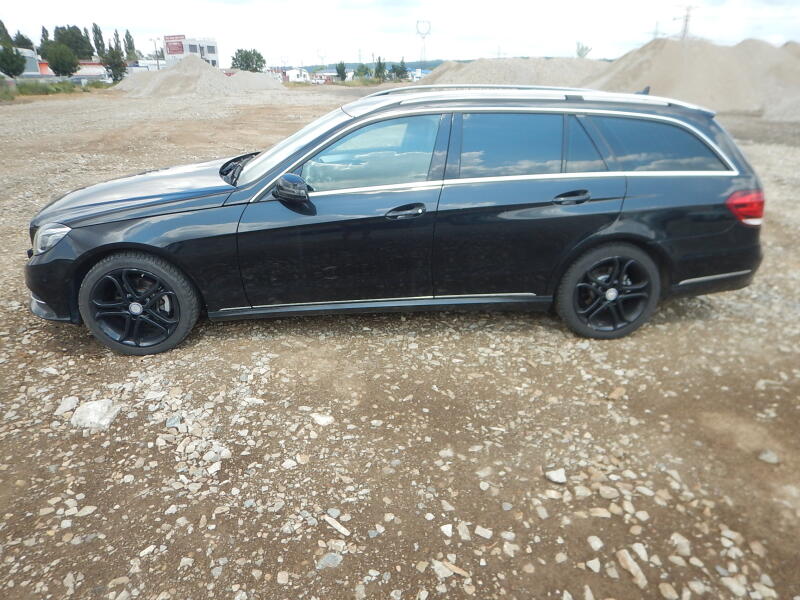 Mercedes-Benz Triedy E