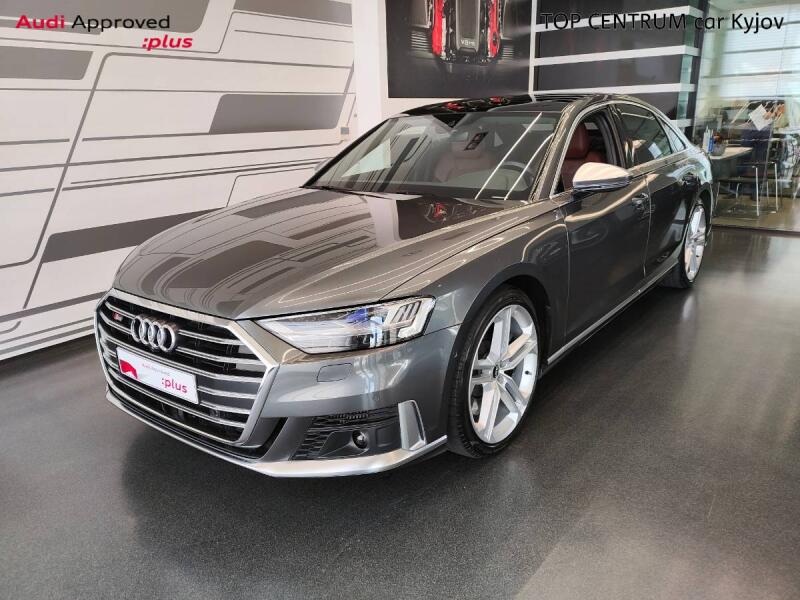 Audi S8