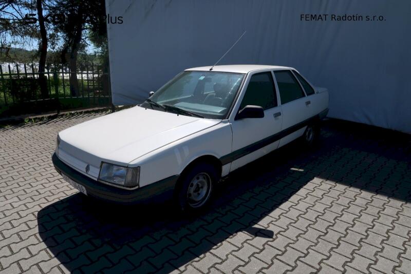Renault R21