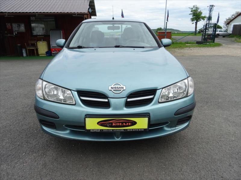 Nissan Almera