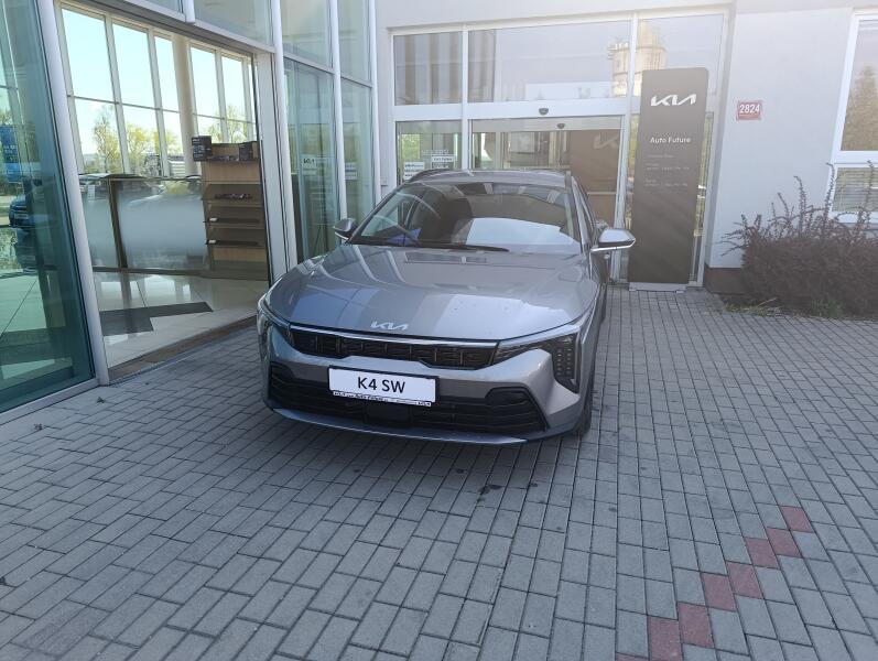 Kia K4