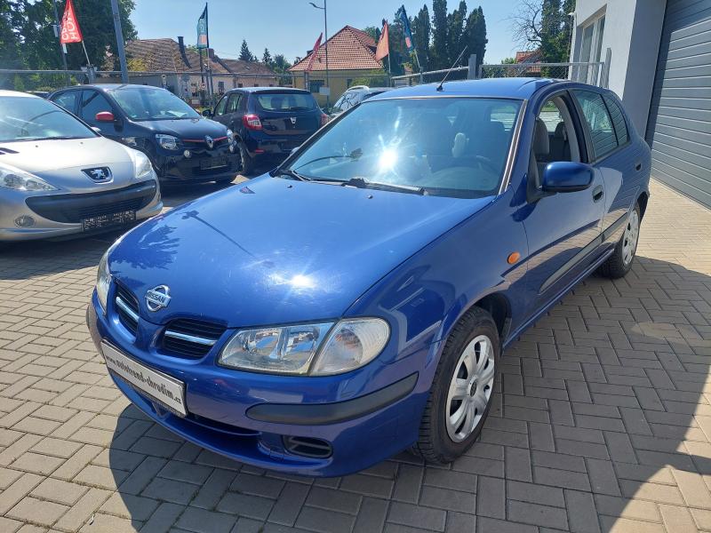 Nissan Almera