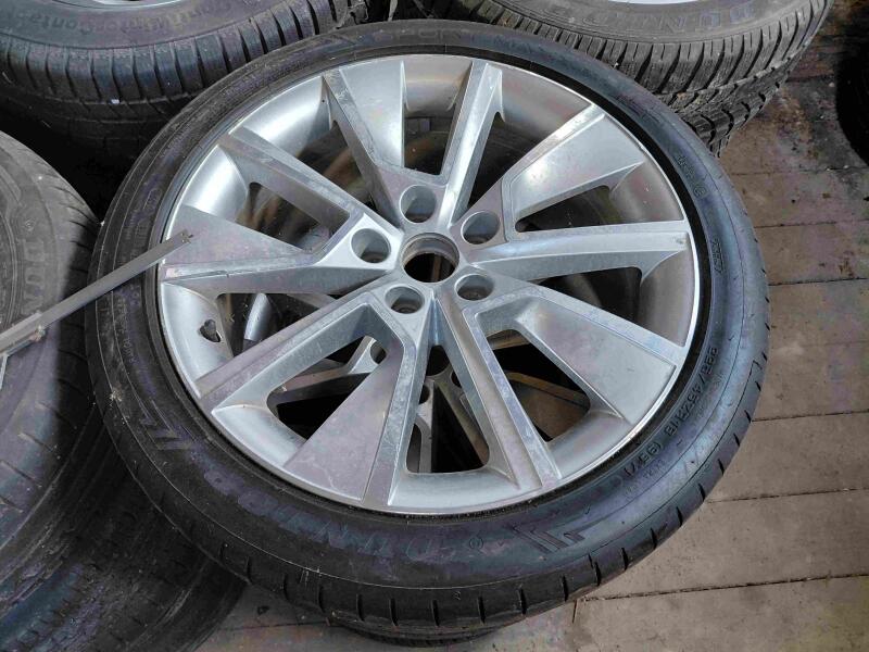 _ 18ALU �KODA Octavia 5x112