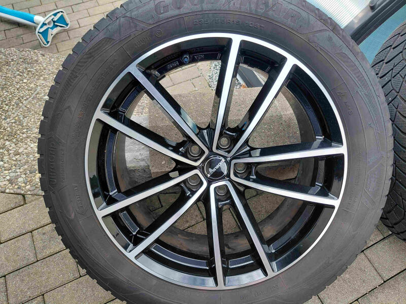 _19ALU 5x112 8J 19H2 ET44