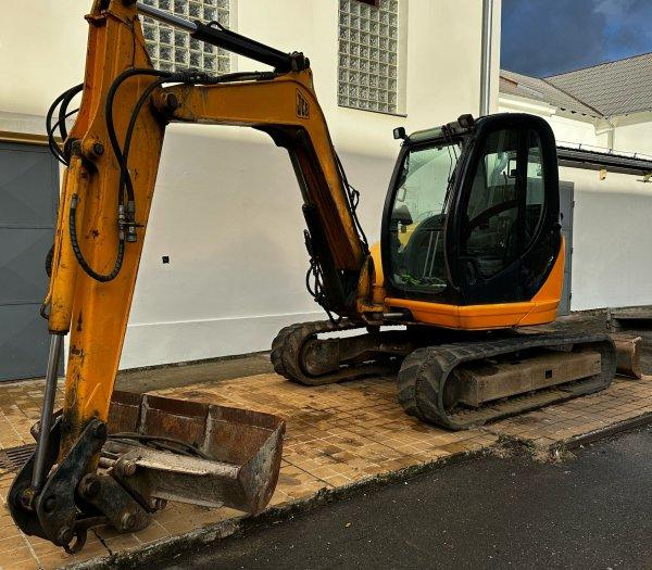 JCB