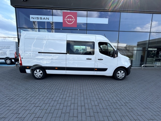 Nissan Interstar