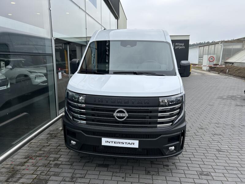 Nissan Interstar