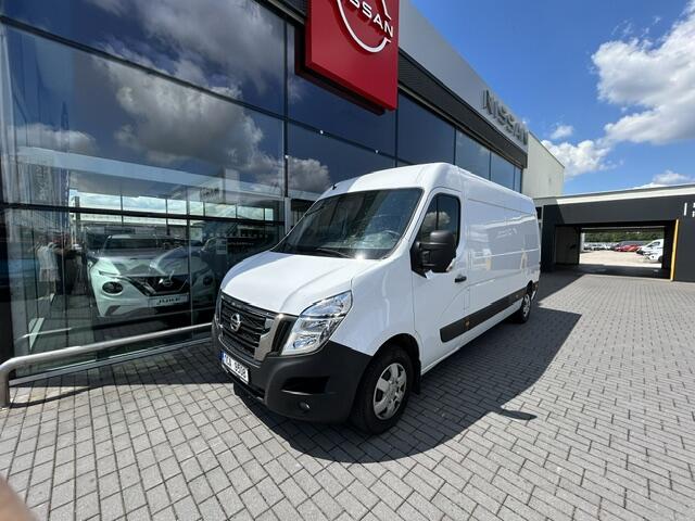 Nissan Interstar