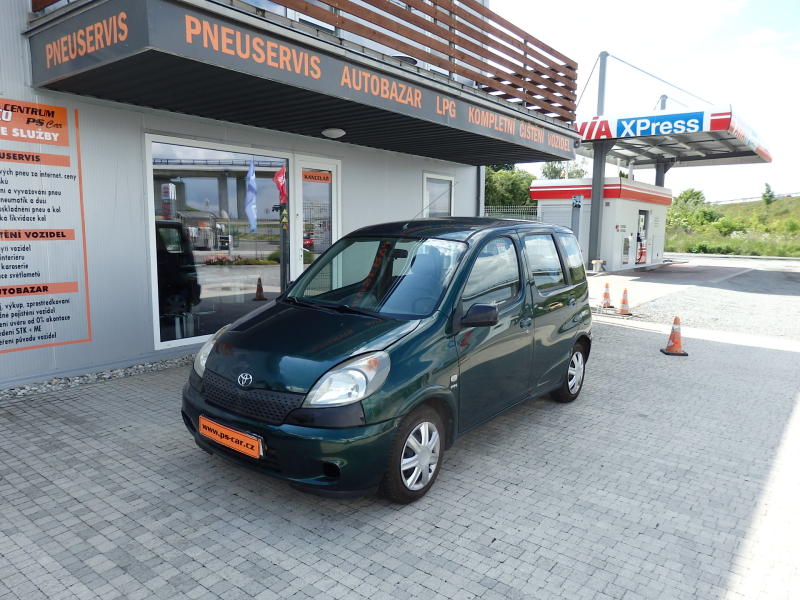 Toyota Yaris Verso