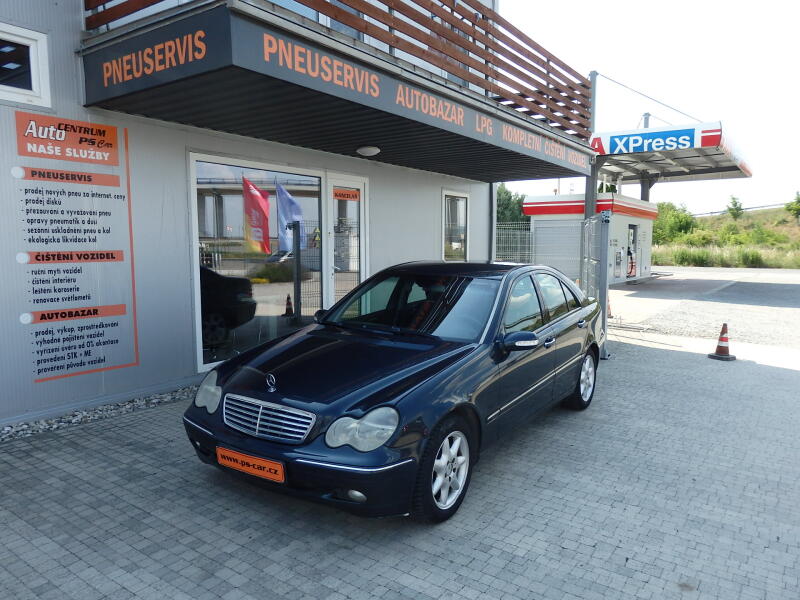Mercedes-Benz Triedy C