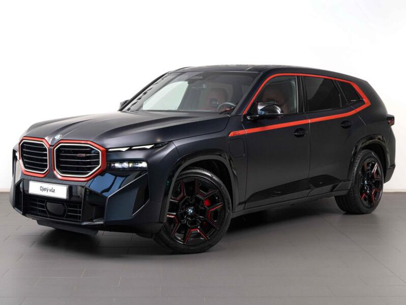 BMW XM