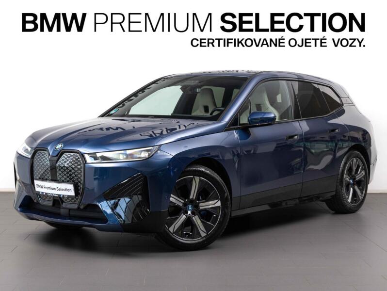 BMW iX