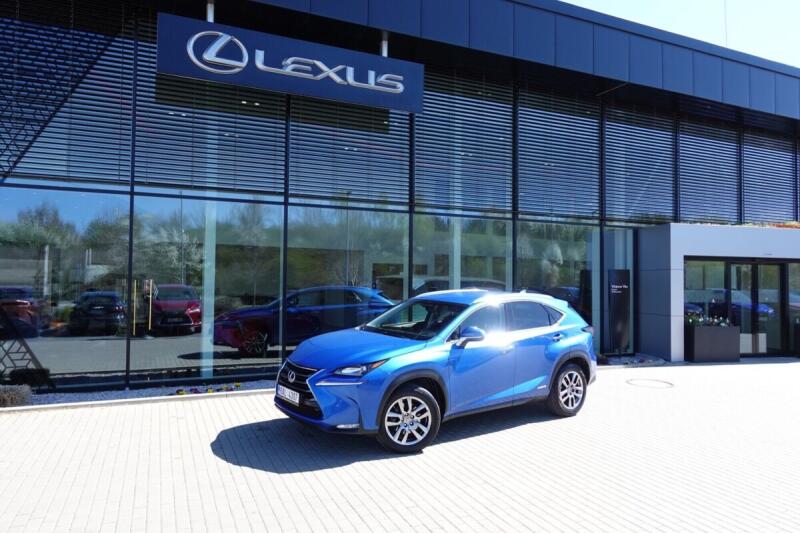 Lexus NX 300h
