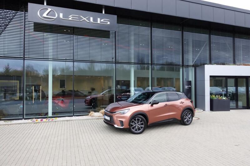 Lexus LBX