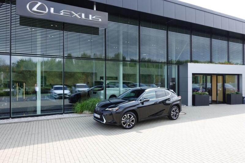 Lexus UX 300h