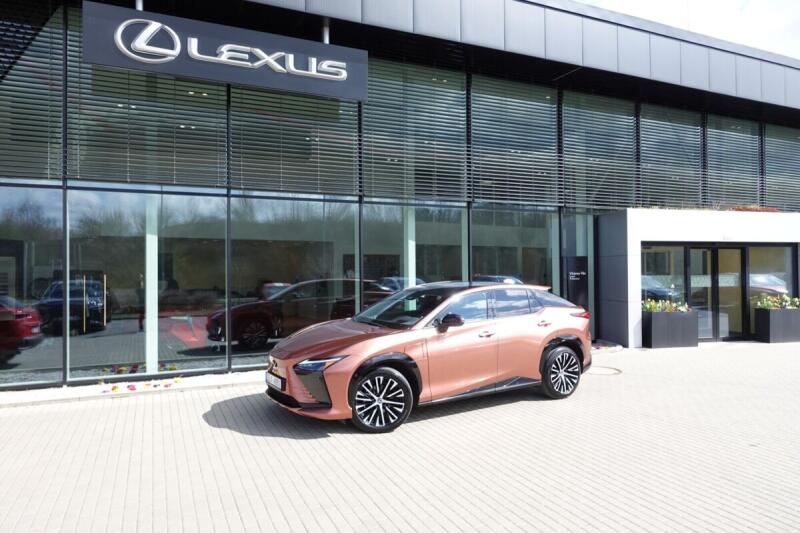 Lexus RZ 450e